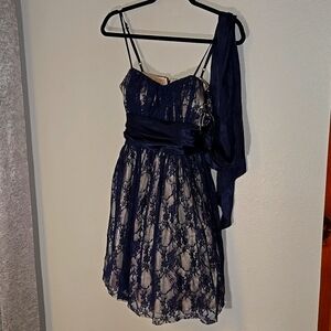 B Darlin Women's Navy Floral Dress sz 9/10